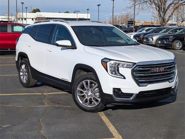 2024 GMC Terrain Vehicle Photo in AURORA, CO 80012-4011