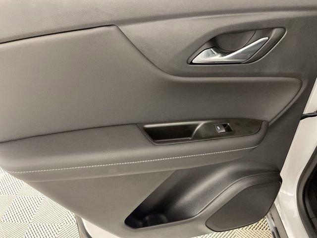 2025 Chevrolet Blazer Vehicle Photo in PHOENIX, AZ 85014-3381