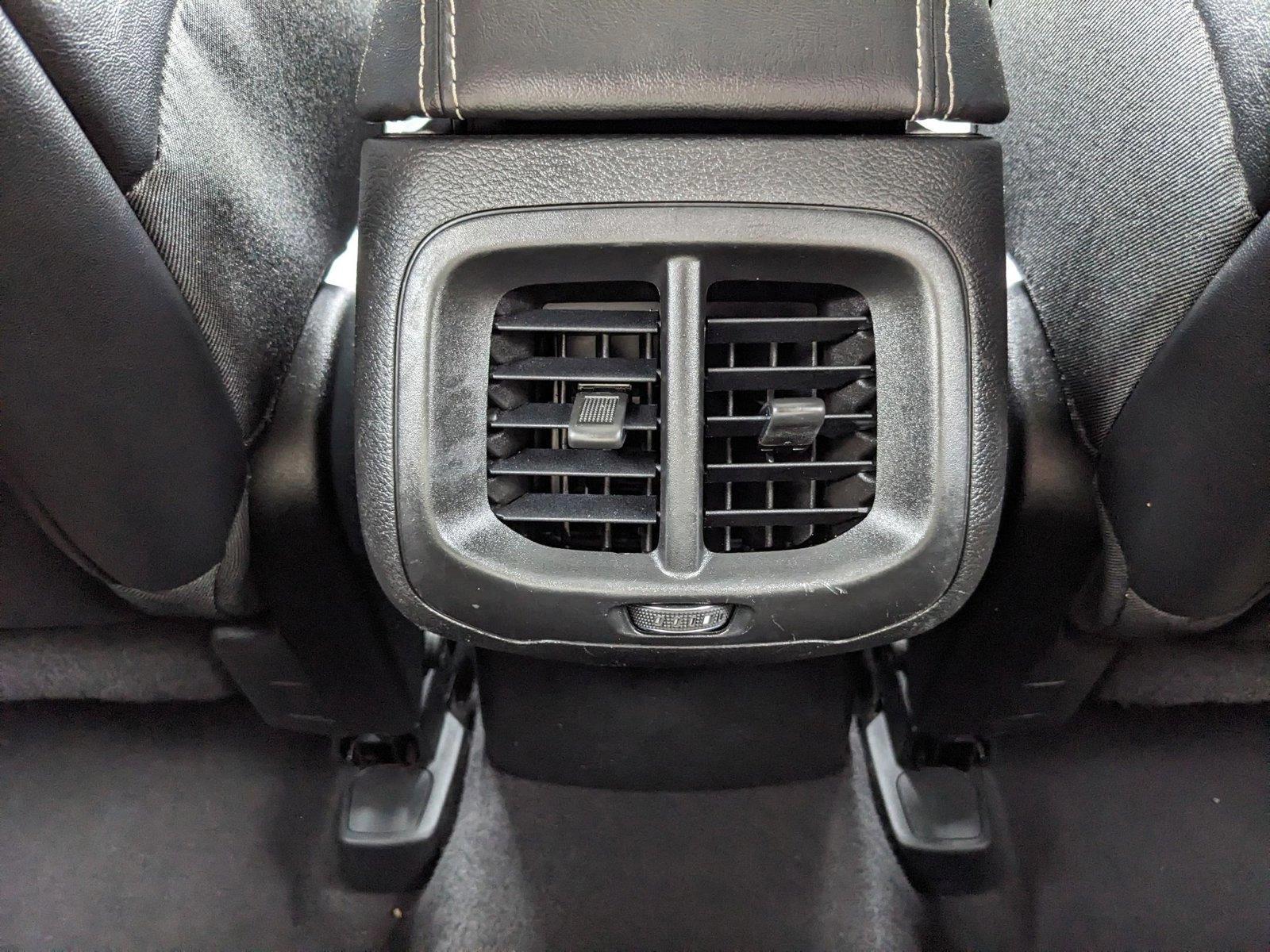 2022 Jeep Cherokee Vehicle Photo in HOUSTON, TX 77034-5009