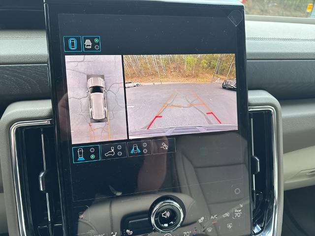 2025 GMC Yukon Vehicle Photo in MARION, NC 28752-6372