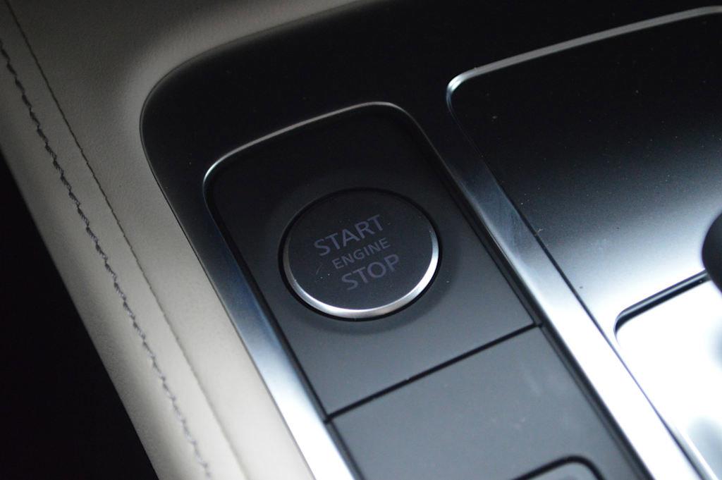 2025 INFINITI QX60 Vehicle Photo in Houston, TX 77090