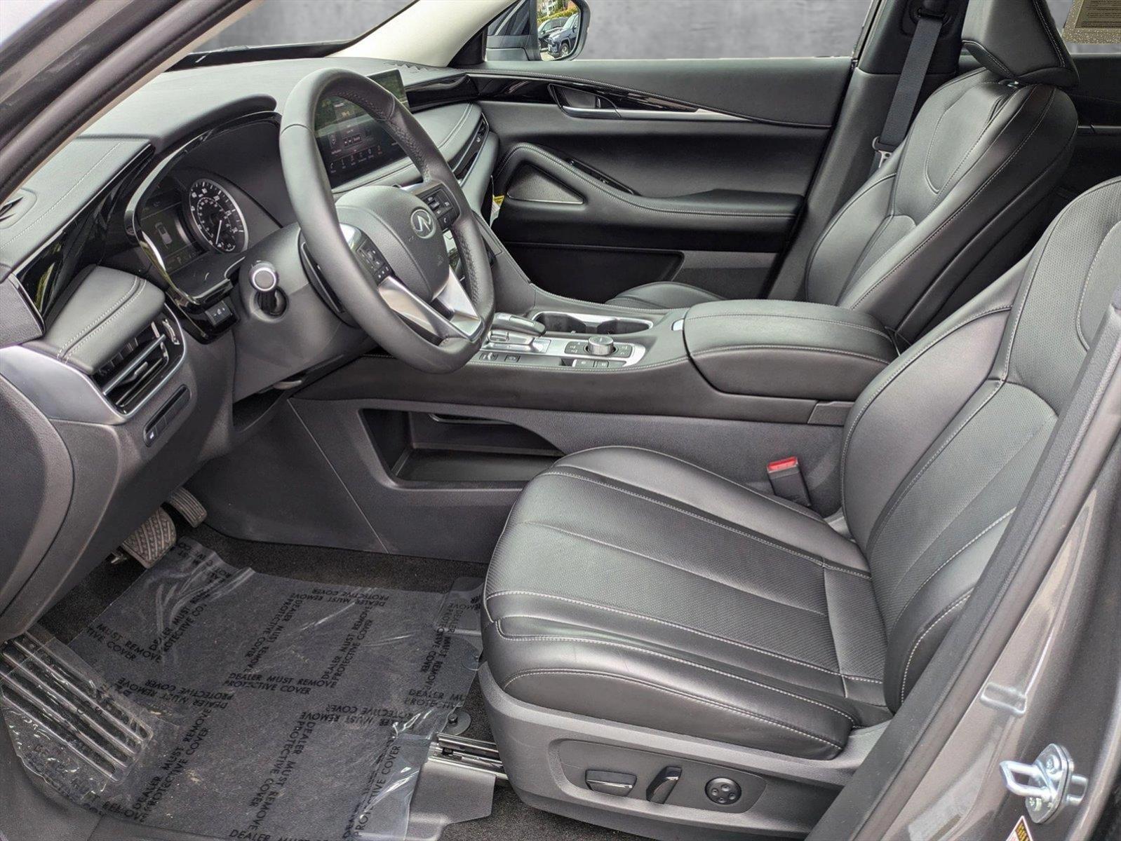 2025 INFINITI QX60 Vehicle Photo in Valencia, CA 91355-1794