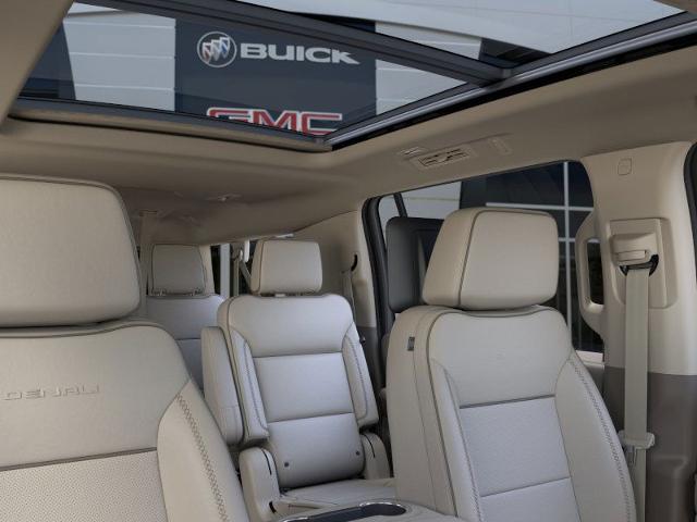 2025 GMC Yukon XL Vehicle Photo in HOMOSASSA, FL 34448-1461