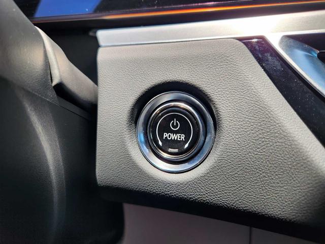 2025 Cadillac LYRIQ Vehicle Photo in HOUSTON, TX 77079
