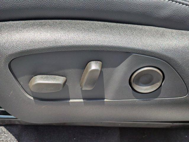 2025 Chevrolet Traverse Vehicle Photo in BRUNSWICK, GA 31525-1881