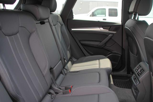 2024 Audi Q5 Vehicle Photo in SUGAR LAND, TX 77478