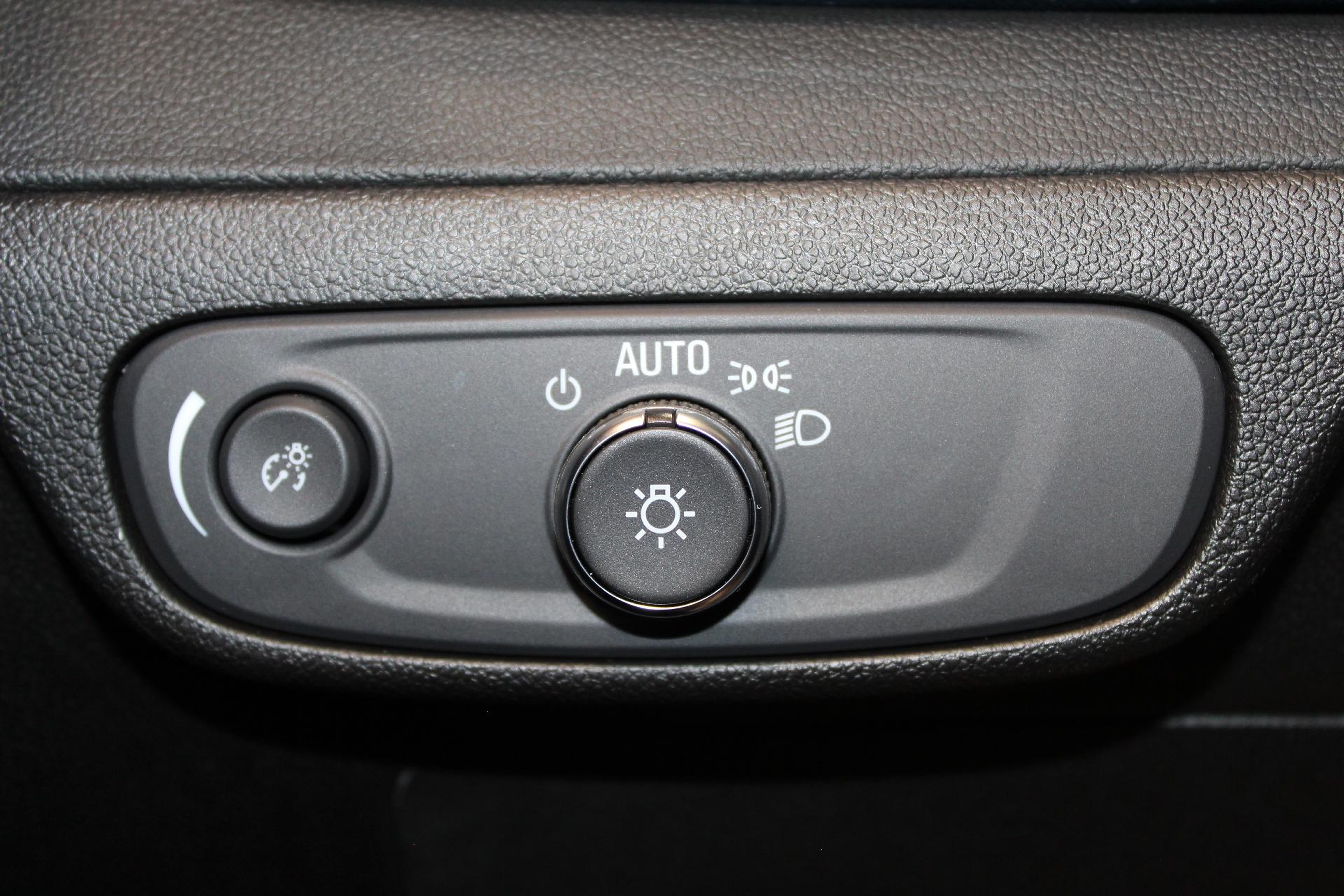2023 Chevrolet Bolt EUV Vehicle Photo in NORTHAMPTON, MA 01060-1120