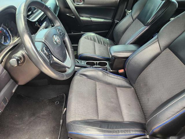 2018 Toyota Corolla Vehicle Photo in DENTON, TX 76210-9321