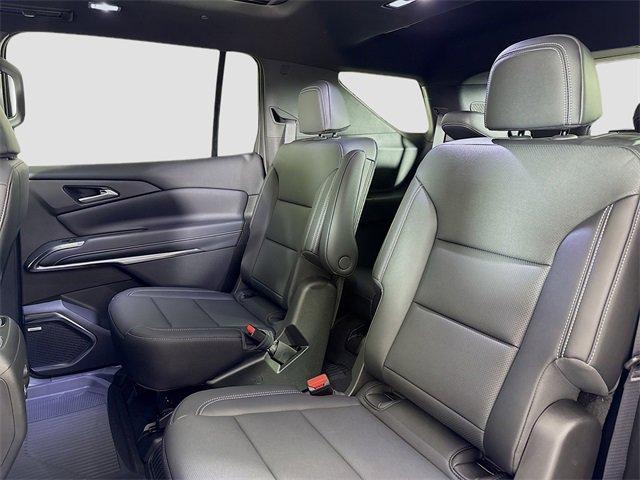 2025 Chevrolet Traverse Vehicle Photo in PUYALLUP, WA 98371-4149
