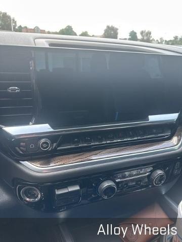 2022 Chevrolet Silverado 1500 Vehicle Photo in Fishers, IN 46038