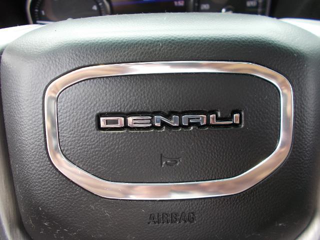 2023 GMC Sierra 2500 HD Vehicle Photo in LOWELL, MA 01852-4336