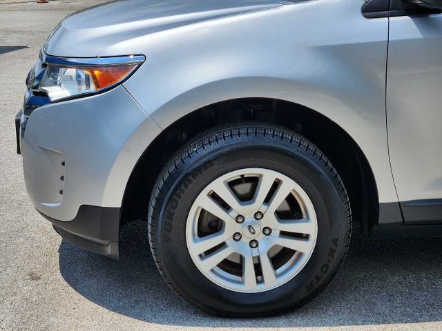 2013 Ford Edge Vehicle Photo in DENTON, TX 76210-9321
