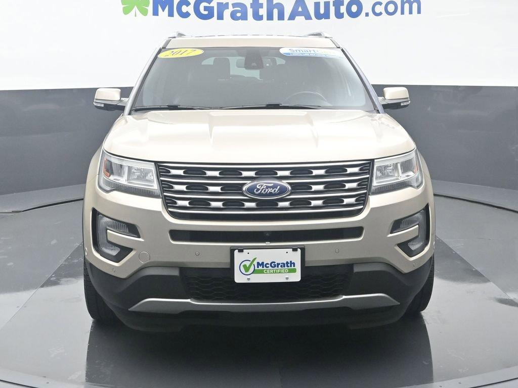 2017 Ford Explorer Vehicle Photo in Cedar Rapids, IA 52402