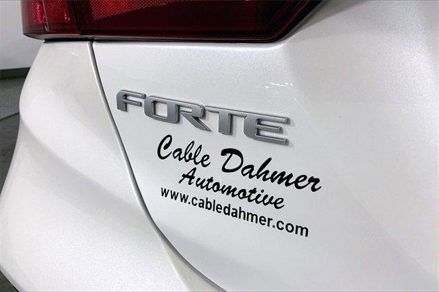 2024 Kia Forte Vehicle Photo in KANSAS CITY, MO 64114-4502