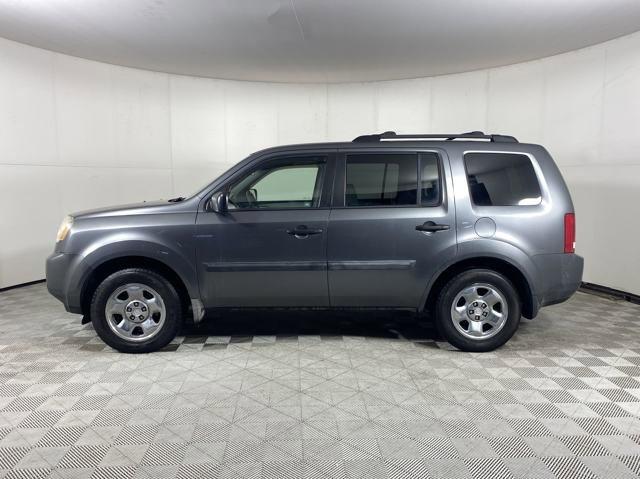 2010 Honda Pilot Vehicle Photo in MEDINA, OH 44256-9001