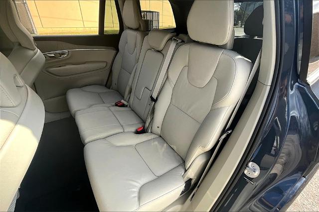 2025 Volvo XC90 Vehicle Photo in Houston, TX 77007