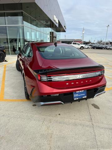 2024 Hyundai SONATA Vehicle Photo in Peoria, IL 61615