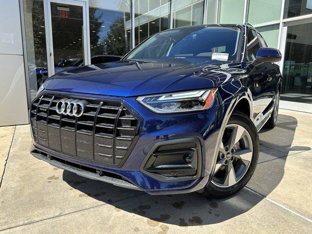 2025 Audi Q5 Vehicle Photo in HOUSTON, TX 77090