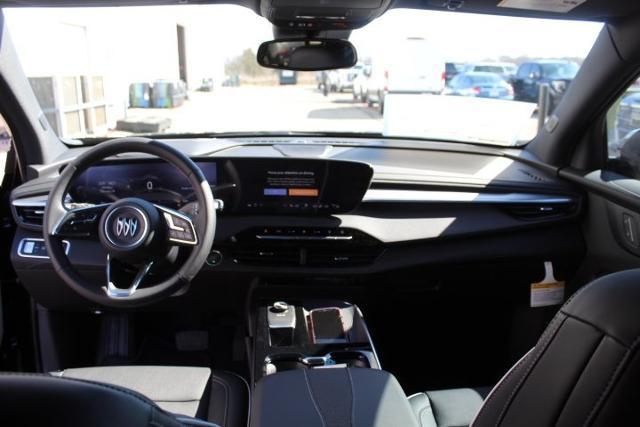 2025 Buick Enclave Vehicle Photo in Greenville, TX 75402