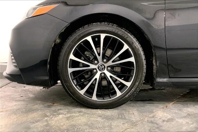 2019 Toyota Camry Vehicle Photo in Kansas City, MO 64114