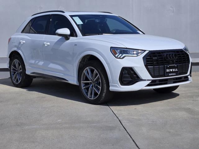 2025 Audi Q3 Vehicle Photo in SUGAR LAND, TX 77478