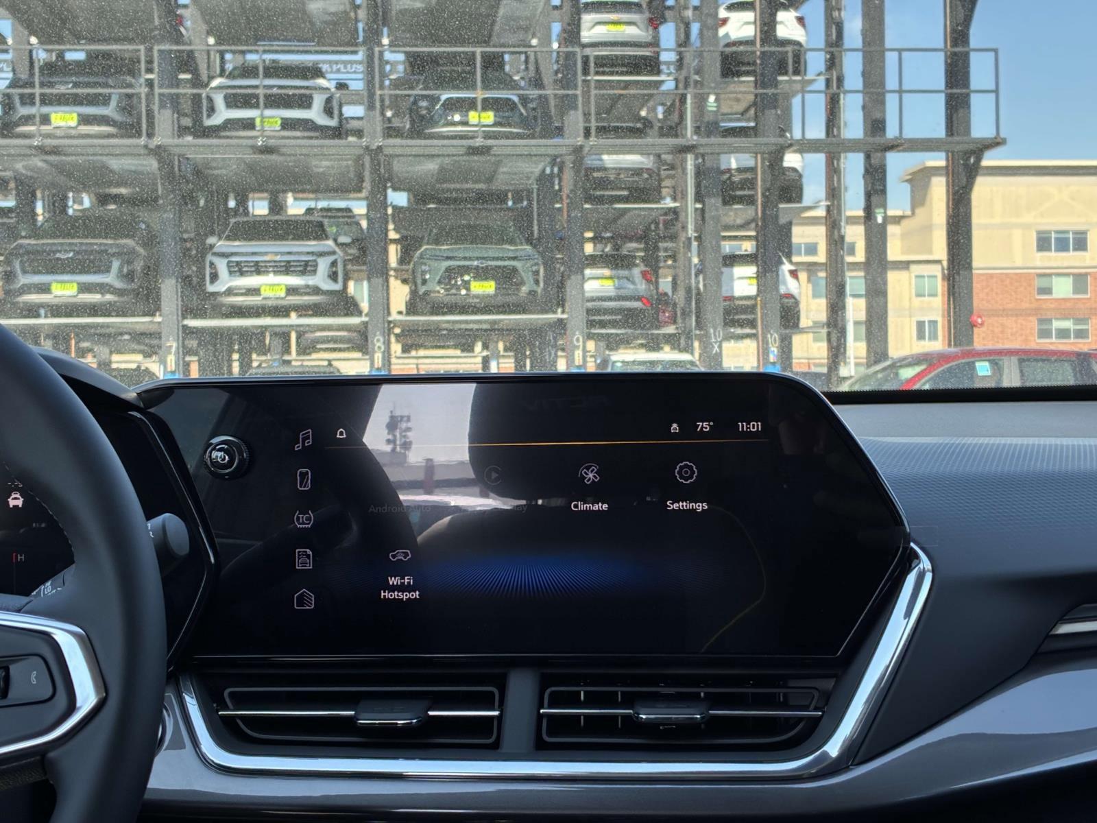 2025 Chevrolet Trax Vehicle Photo in LOS ANGELES, CA 90007-3794