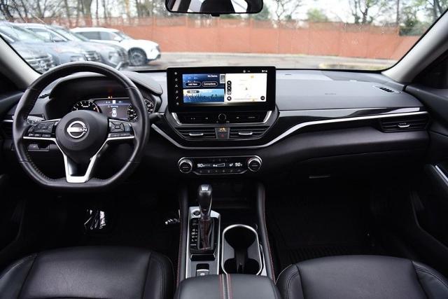 2024 Nissan Altima Vehicle Photo in Ballwin, MO 63011