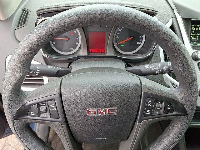 2017 GMC Terrain Vehicle Photo in DANBURY, CT 06810-5034