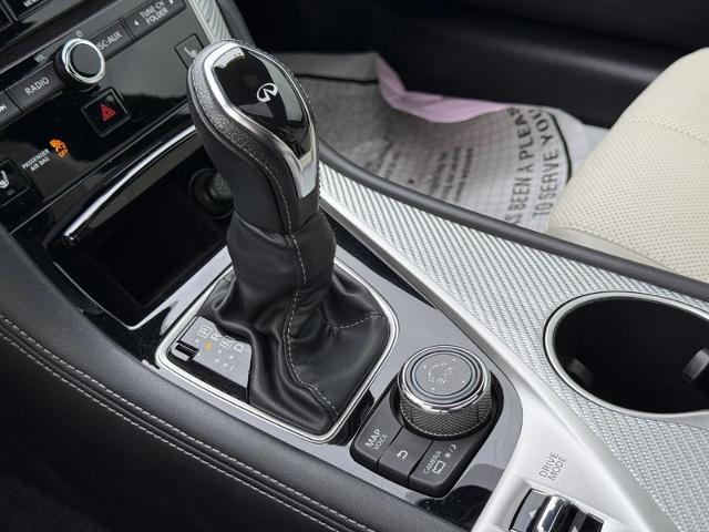 2018 INFINITI Q60 Vehicle Photo in COLUMBIA, MO 65203-3903