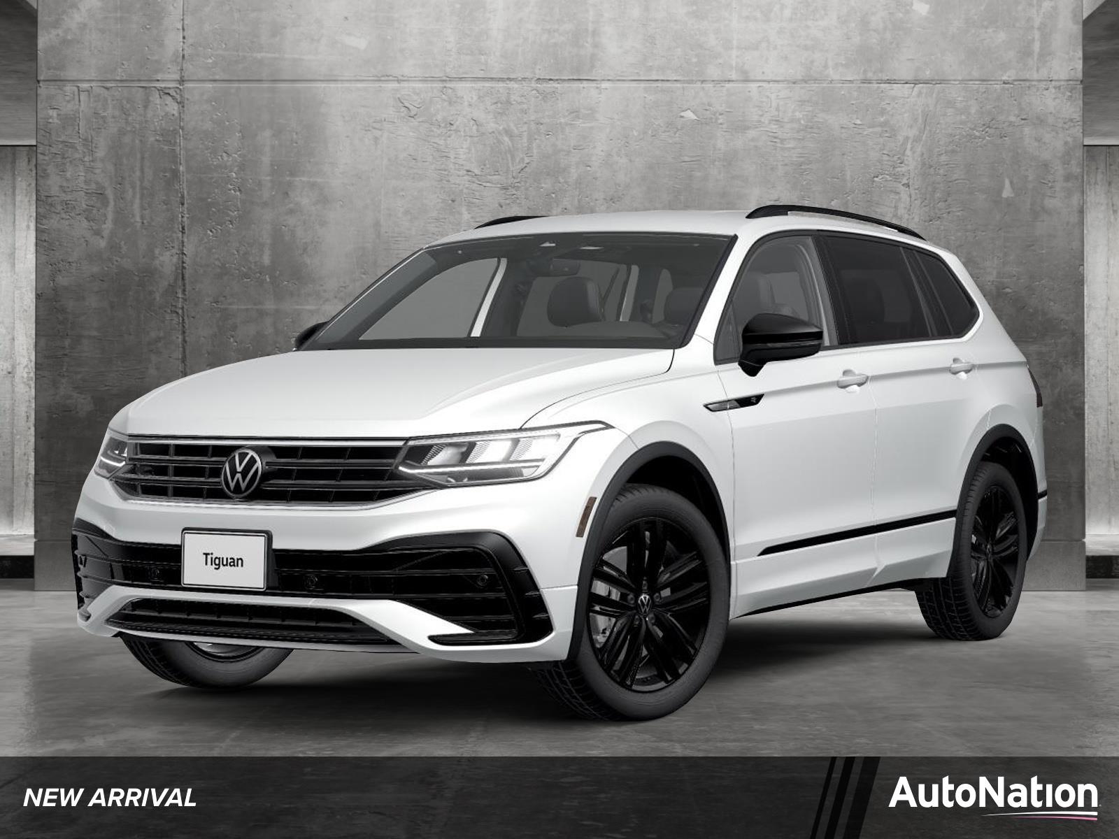 2022 Volkswagen Tiguan Vehicle Photo in PEMBROKE PINES, FL 33024-6534