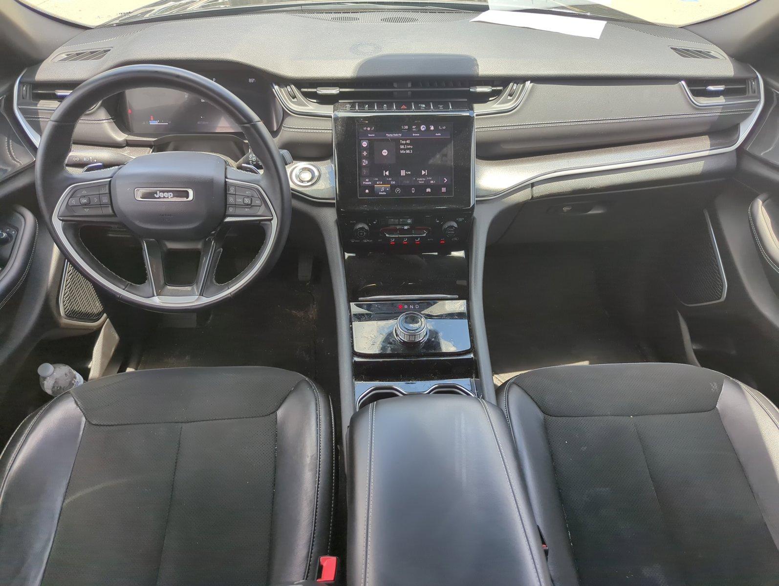 2022 Jeep Grand Cherokee L Vehicle Photo in Pembroke Pines, FL 33027