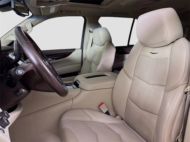 2015 Cadillac Escalade Vehicle Photo in PUYALLUP, WA 98371-4149