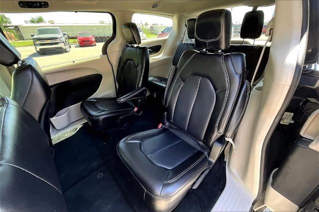 2023 Chrysler Pacifica Vehicle Photo in Tulsa, OK 74145
