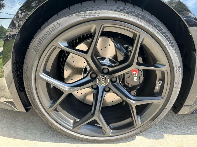 2025 Audi RS 6 Avant Vehicle Photo in HOUSTON, TX 77090