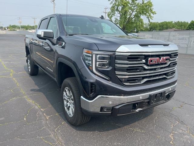 2025 GMC Sierra 1500 Vehicle Photo in GREEN BAY, WI 54304-5303