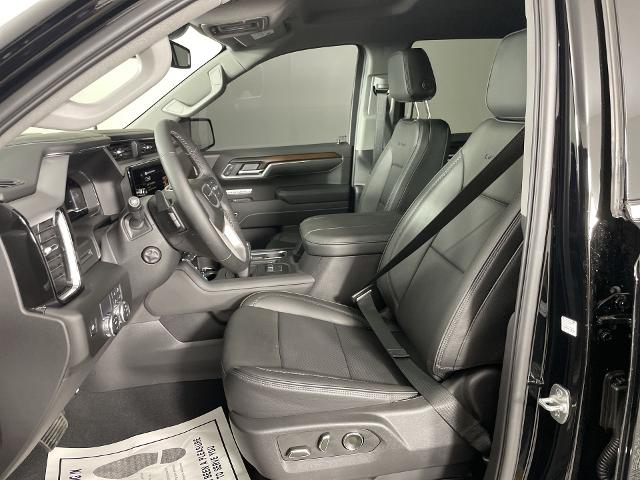 2025 GMC Sierra 1500 Vehicle Photo in GILBERT, AZ 85297-0402