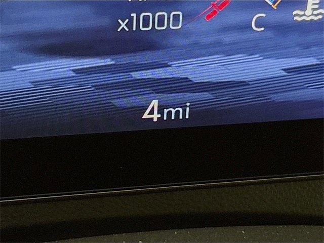 2025 Chevrolet Traverse Vehicle Photo in PUYALLUP, WA 98371-4149
