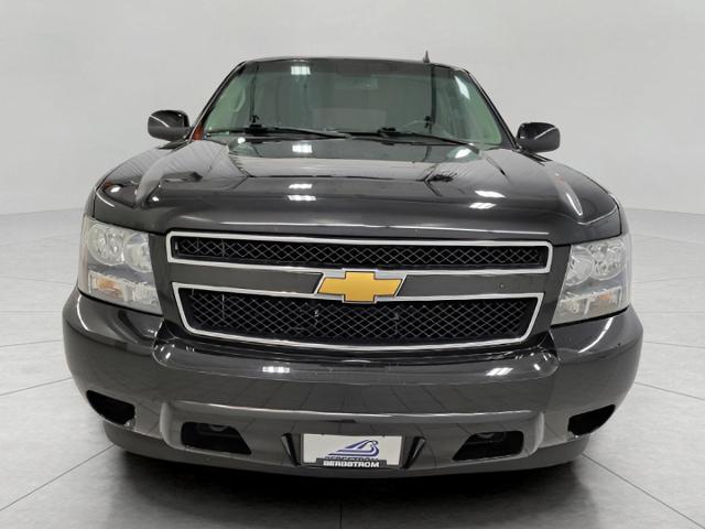 2014 Chevrolet Suburban Vehicle Photo in Oshkosh, WI 54904
