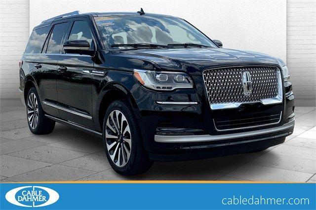 2024 Lincoln Navigator Vehicle Photo in TOPEKA, KS 66609-0000