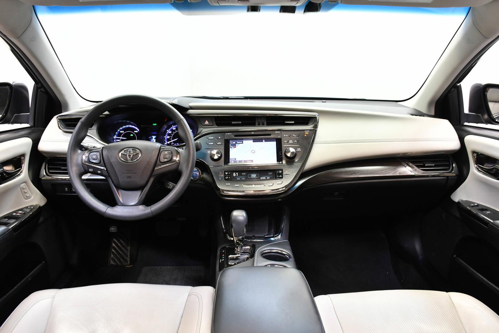 2016 Toyota Avalon Hybrid Vehicle Photo in DALLAS, TX 75235