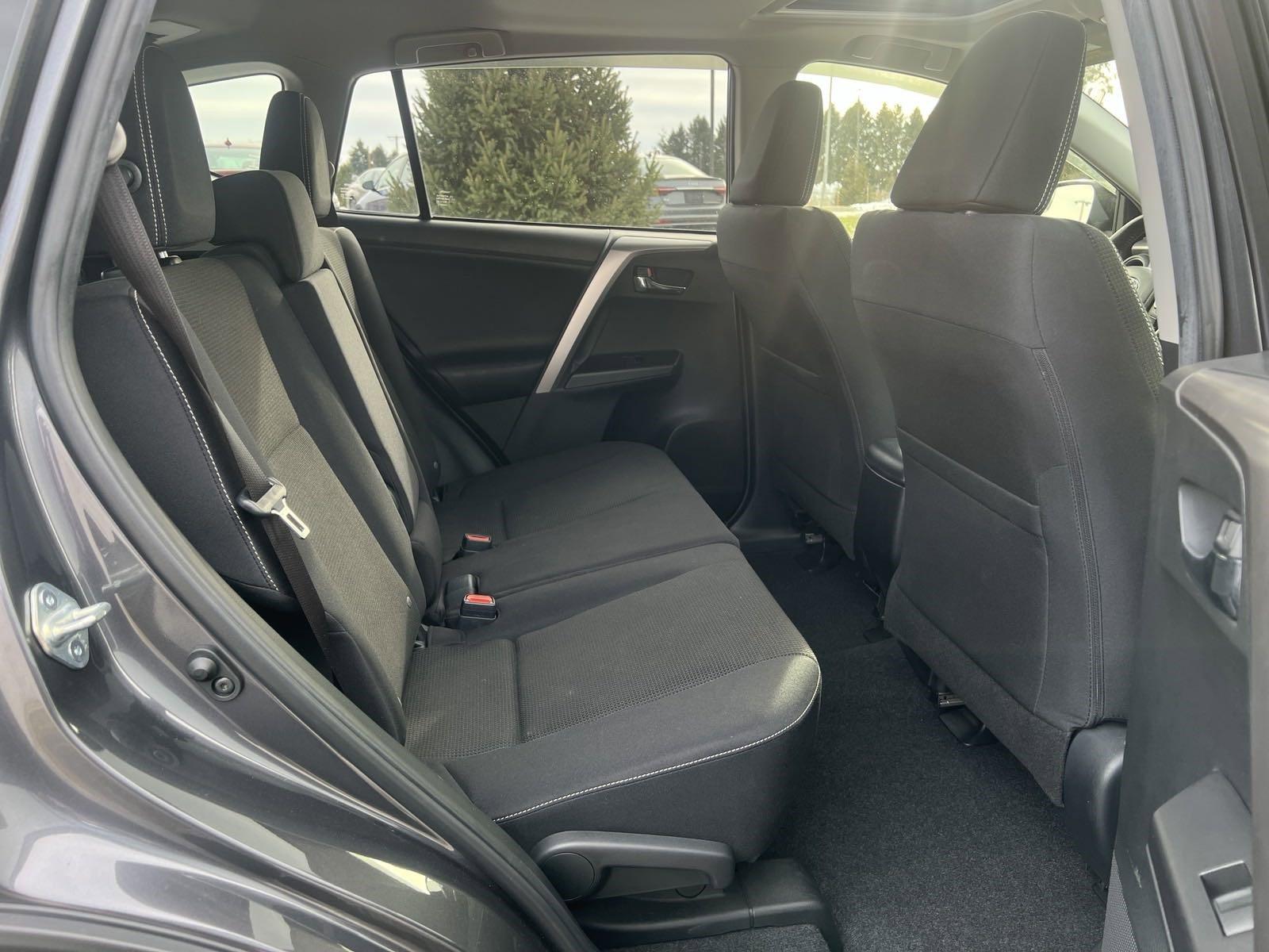 2017 Toyota RAV4 Vehicle Photo in Mechanicsburg, PA 17050-1707