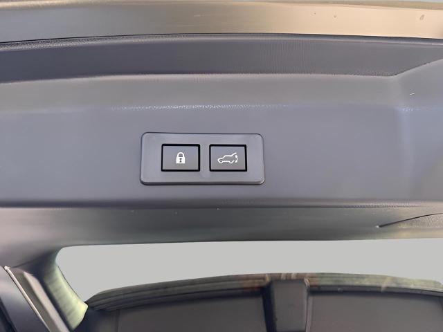 2025 Subaru Ascent Vehicle Photo in Oshkosh, WI 54904