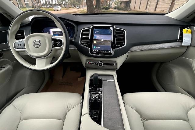2025 Volvo XC90 Vehicle Photo in Houston, TX 77007