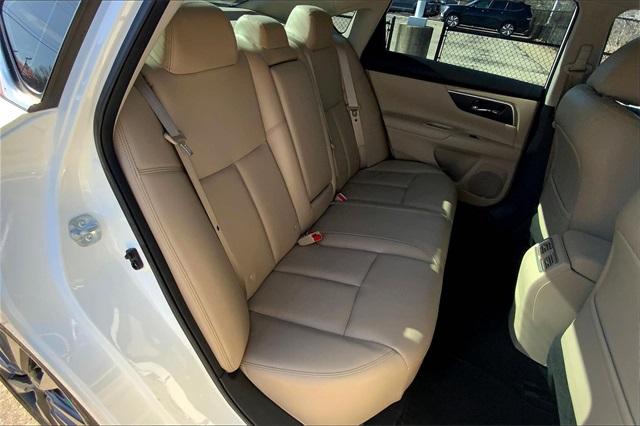 2017 Nissan Altima Vehicle Photo in KANSAS CITY, MO 64114-4545
