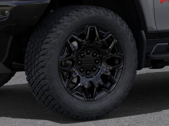 2025 GMC HUMMER EV Pickup Vehicle Photo in DANBURY, CT 06810-5034