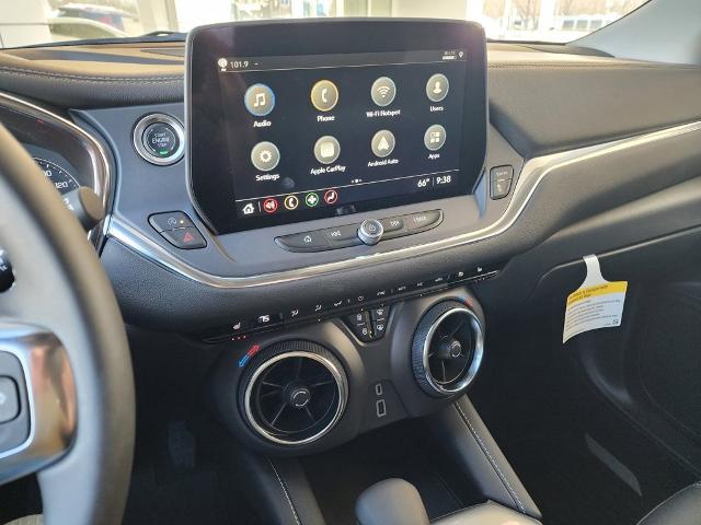 2025 Chevrolet Blazer Vehicle Photo in PARIS, TX 75460-2116