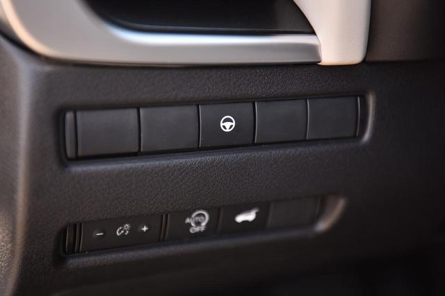 2025 Nissan Rogue Vehicle Photo in Ballwin, MO 63011