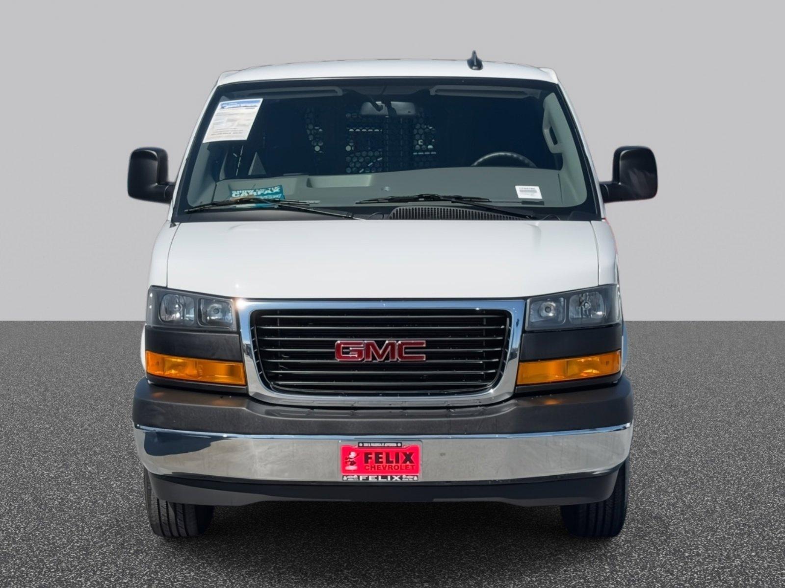 2023 GMC Savana Cargo 2500 Vehicle Photo in LOS ANGELES, CA 90007-3794