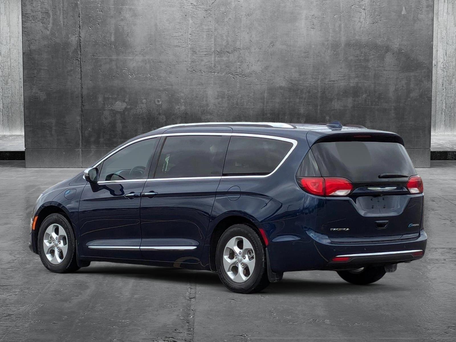 2017 Chrysler Pacifica Vehicle Photo in LAUREL, MD 20707-4622