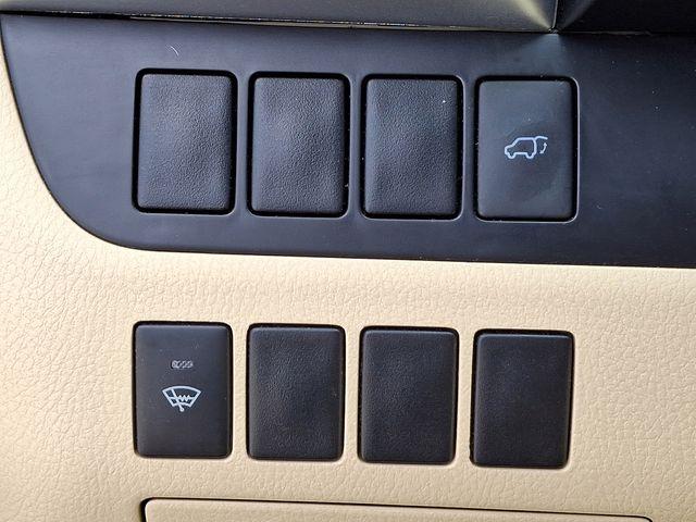 2016 Toyota Highlander Vehicle Photo in DANBURY, CT 06810-5034